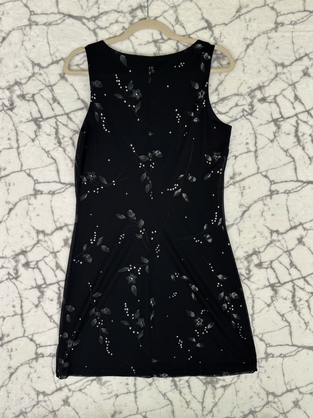 BYER TOO Floral Sleeveless Black Sheath Dress Women’s M Silver Floral Sparkle
